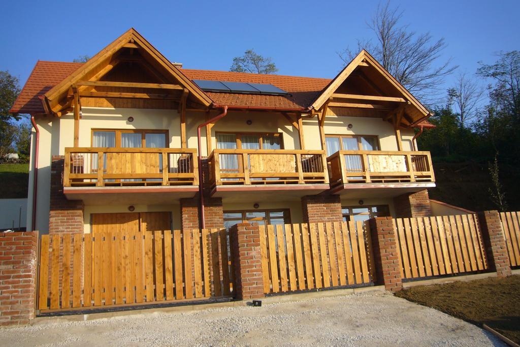 Premium Vendeghaz Hotel Zalaszentmihaly Exterior photo
